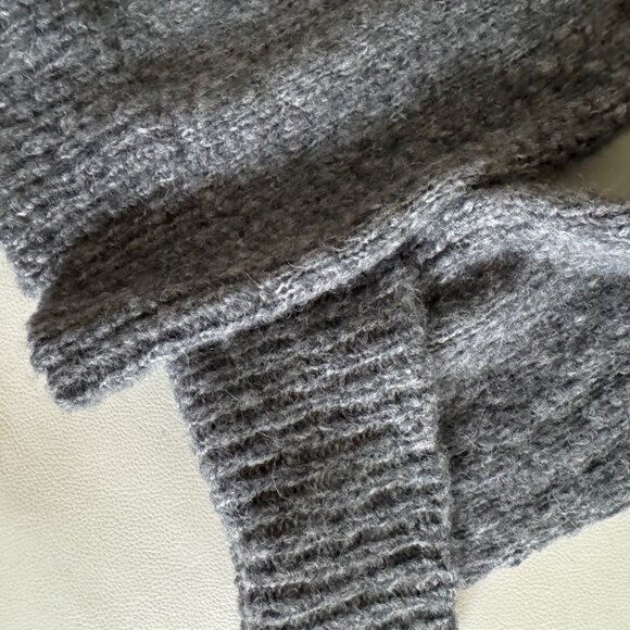 Brand New with tags J CREW Alpaca Sweater - Picture 5 of 11